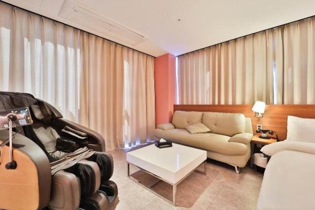 Gimpo Gray Hotel Room photo