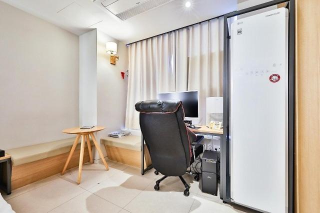 Gimpo Gray Hotel Room photo