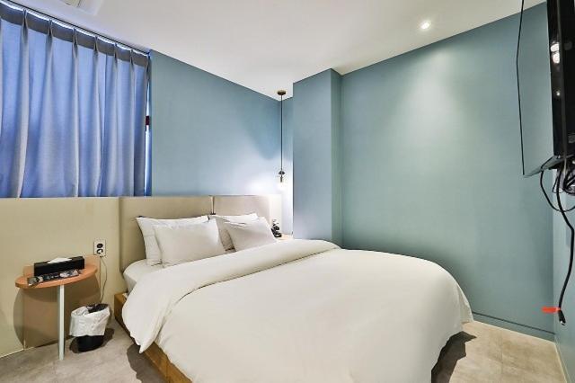 Gimpo Gray Hotel Room photo