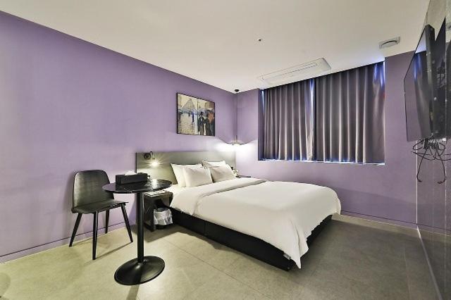 Gimpo Gray Hotel Room photo